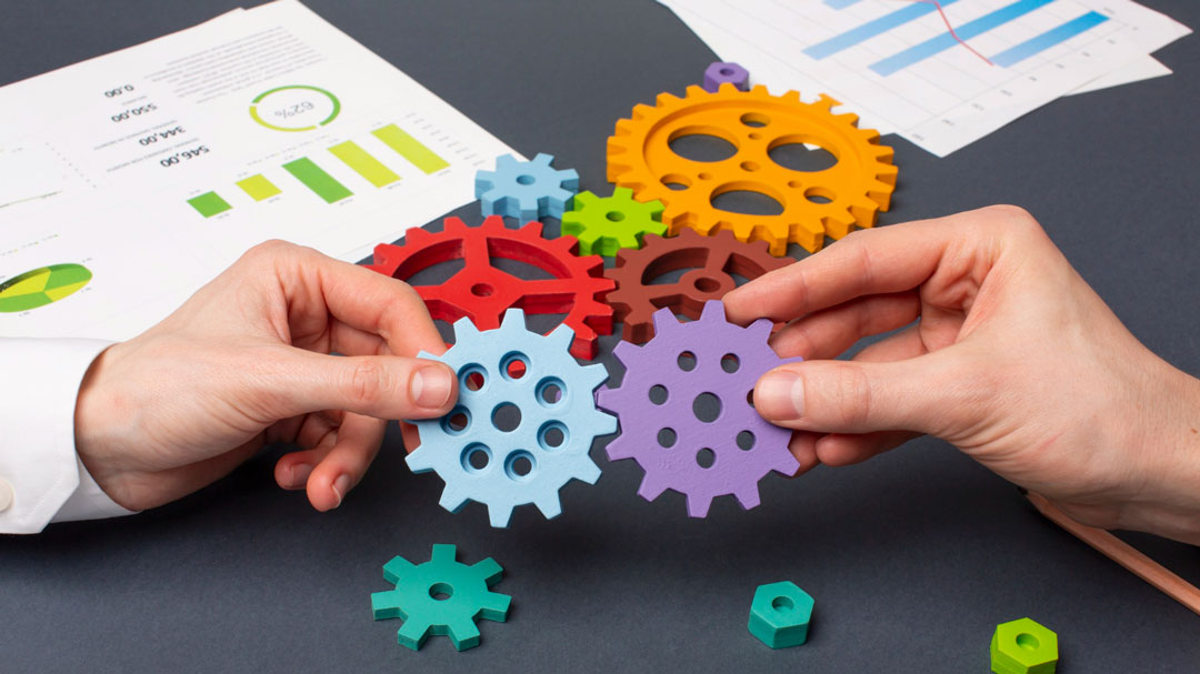 La norma ISO 22301 es la referencia normativa para la certificación del sistema de gestión de continuidad operativa de negocio. Se aplica a todas las realidades corporativas, independientemente del sector y del tamaño.